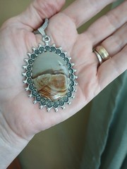 Vintage Picture Jasper Oval Silvertone Pendant W 28″ Silvertone Chain Necklace