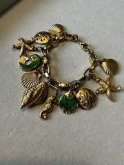 Vintage Gold Tone Nautical Charm Bracelet Sea Life Fish Shell Seahorse Starfish