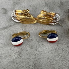 Vintage Clip On Earrings lot of 9 Every Day Wear