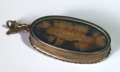 Vtg (Antique?) Double-sided Agate? Pendant in Oval Gold-tone Frame