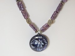 Vintage Necklace Purple Beaded Art Glass Silver Tone D5383