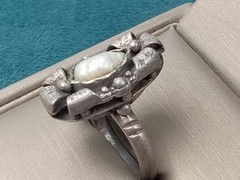 Unique Artisan Made Sterling Silver Size 6.5 Ring w. Pearl Setting – 6 grams