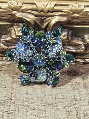 VTG Silvertone Blue & Green Split Color, Confetti Glass, Rhinestone Floral…