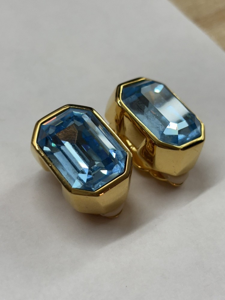 Vintage Joan Rivers Earrings Blue Rhinestone CLIP ON Gold Tone Cocktail Ornate
