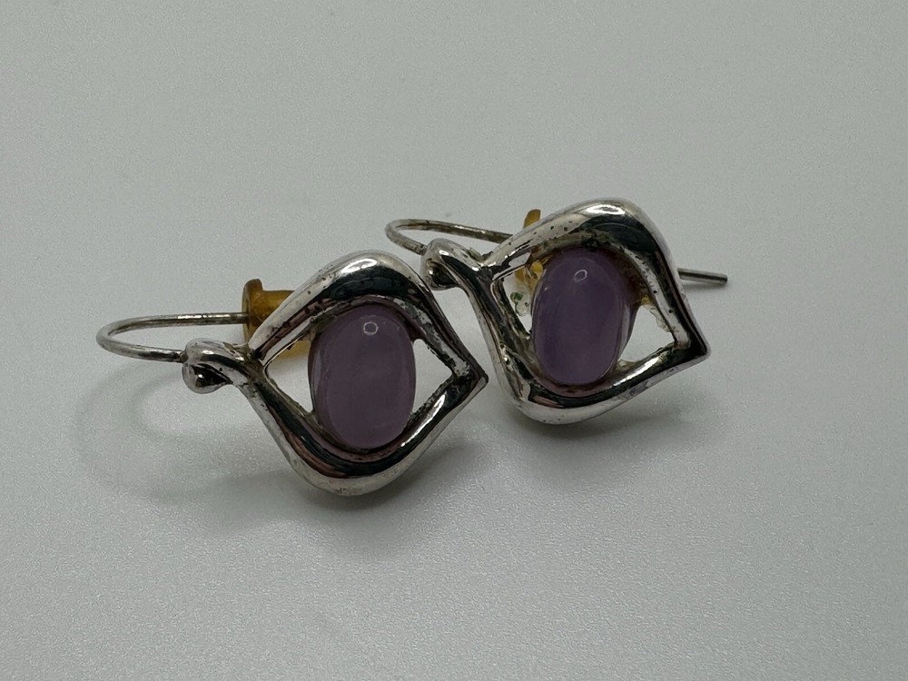 SIGNED KC SILVER TONE IRIDESCENT PURPLE MOONSTONE PIERCED EARRINGS VINTAGE