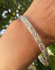 Vintage Sterling Silver Leaf Scroll Repousse Skinny Bangle Bracelet Size M-L
