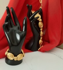 Vintage Runway Chunky Gold Tone Swirl Chain Belt Necklace & Bracelet Set 60s 80s