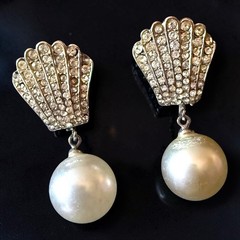 Art Deco Earrings Rhinestone Faux Pearl Dangle Scallop Shell Screwback Vintage
