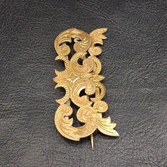 Vintage/Antique Victorian Style Hand Carved C Clasp Brooch Brass. 18.025