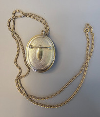 Vintage Cameo Perfume Locket Brooch Pendant Necklace 1970s Solid Perfume Intact