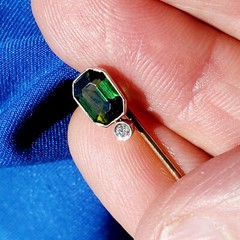 EARTH MINED Demantoid Deco Original Gatsby era Antique Platinum 14K Pin Signed