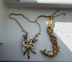 Vintage Gold Tone D&E Purple Glass AB Rhinestone Necklace Bracelet Earrings READ