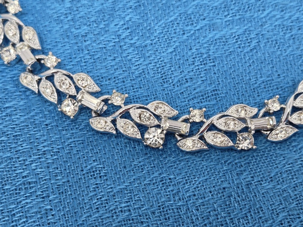 Rhodium Plated Clear Crystal Choker Necklace 15.5 Inches Vintage Leaves Unsigned