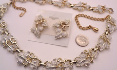 Vintage Signed Sarah Coventry Ivy Leaf Necklace Bracelet and Clip Earring Set