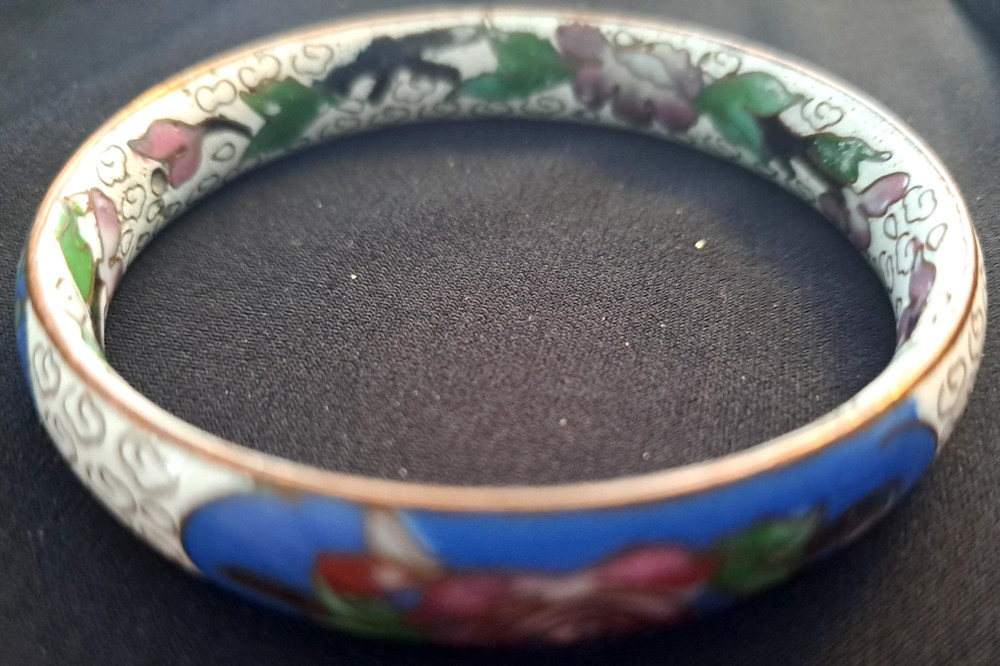 VINTAGE Cloisonne Floral Enamel on Brass Bracelet