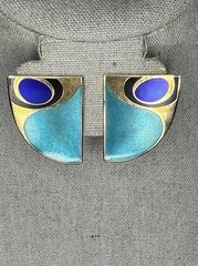 Vintage Earrings Signed Samuel Huang Pierced Blue And Gold Tone Peacock Blue
