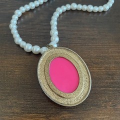 Vintage Women’s Faux Pearl Necklace Pink Oval Victorian Style Pendant Jewelry