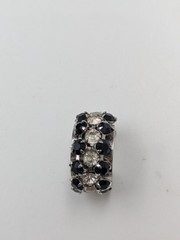1980’s Terzorecchino Idemaria BREV N 170307 Black & White Rhinestone Ear Cuff