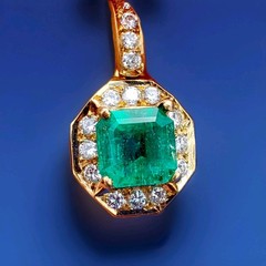 Original EARTH MINED Colombian EMERALD DIAMOND Pendant Deco Halo SOLID 18K GOLD