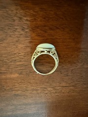 PRISTINE VINTAGE 14k GOLD WHITE CORAL RING ~SIZE 6 ~ORNATE FILIGREE SETTING