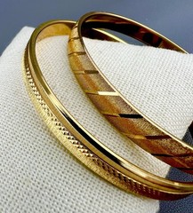 Vintage Monet Bracelet Lot 2 Bangle Diamond Cut Textured Gold Tone Signed 7.75”