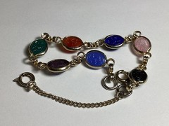 Vintage Scarab Bracelet Carved Glass Stones Gold Tone Size 7” W/safety Chain