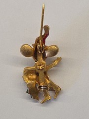 Vintage Christmas Mouse Brooch Pin Gold Tone Enamel Red Eyes 1.25″