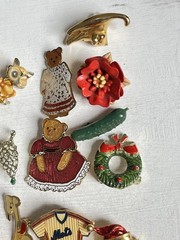 Vintage Jewelry Lot Brooches Small Pins Enamel Rhinestones Animals 1950 – 1980
