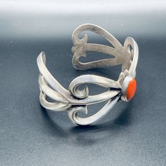 Vintage Navajo 925 Sterling Silver Sand Cast Red Coral Cuff Bracelet 58g 2.25”