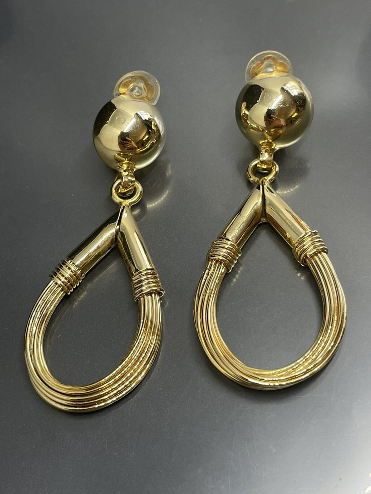 Vintage GoldTone Multi Layer Wrap Hoop Wire Dangle Clip On 2.7” Earrings