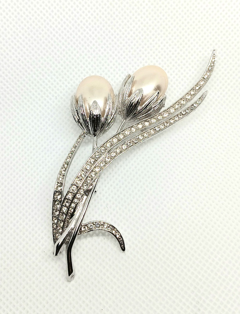 Jay Strongwater Floral Brooch Pearl And Rhinestone Crystal Stem Silver Tone Pin