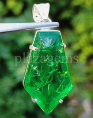 60.35 Ct Natural Green Emerald Fancy Shape 925 Sterling Pendant Free Chain 6AGW