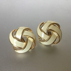 Vintage NAPIER Clip On Screw Back Earrings Gold Tone Cream Enamel Love Knot