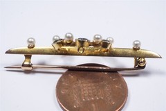 QUALITY ANTIQUE ENGLISH 15K GOLD AQUAMARINE & PEARL BROOCH c1910