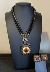 Vtg PATRICE Brass Carnelian Onyx Double Strand Bead Pendant Necklace Earring Set