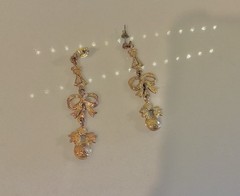 Stunning Vintage Champagne Rhinestones Flowers And Bows Earrings, 2”