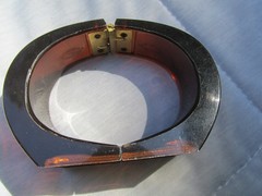 Vintage Lucite Clamper Bracelet GC Initials Brown 6.5″ Gold Plated Statement