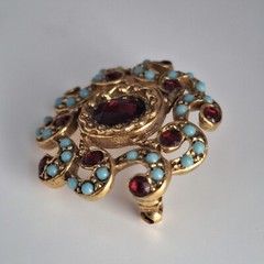 Vintage Goldette Brooch Pin Gold Alloy Turquoise & Garnet Faux Gemstones 1960s