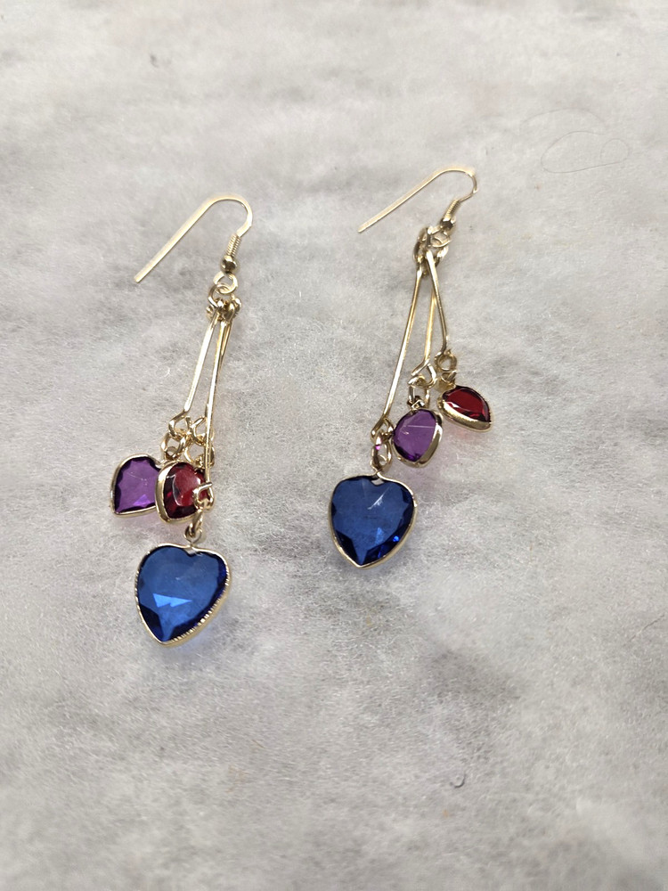 Vtg gold tone mix color lucite Bezel Heart dangling pierced Earrings