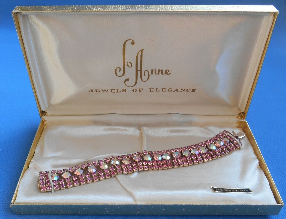 Vintage Joanne Jewels of Elegance Bracelet Man Made Gems Gold plated 6 1/2″
