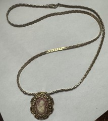 Vintage Gold Tone Cameo Pendant Necklace 23” Long