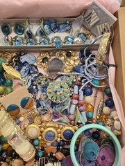 Beautiful Lot Of Estate Jewelry, Turquise, Teal & Green Many Signed