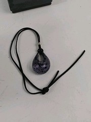Beautiful Vintage Murano Glass Tear Drop Pendant Necklace – Purple & Black Italy