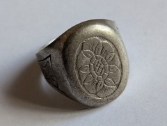 Vintage men’s signet ring sterling silver 925 Size 8.5 Weight 4.55 g.
