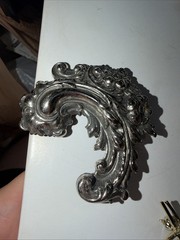 Lot Of Vintage Brooches /Pins One Is Monet . The Other 3 Are Unsigned!