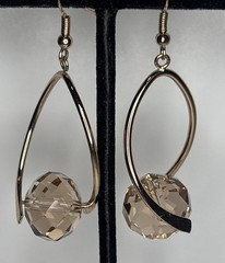 Vintage Teardrop Earrings Champagne Glass Bead Gold Tone Dangle Drop Elegant