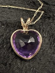 Vintage 14k Yellow Gold Dainty 16” w/Amethyst Heart Pendant 1.1.g