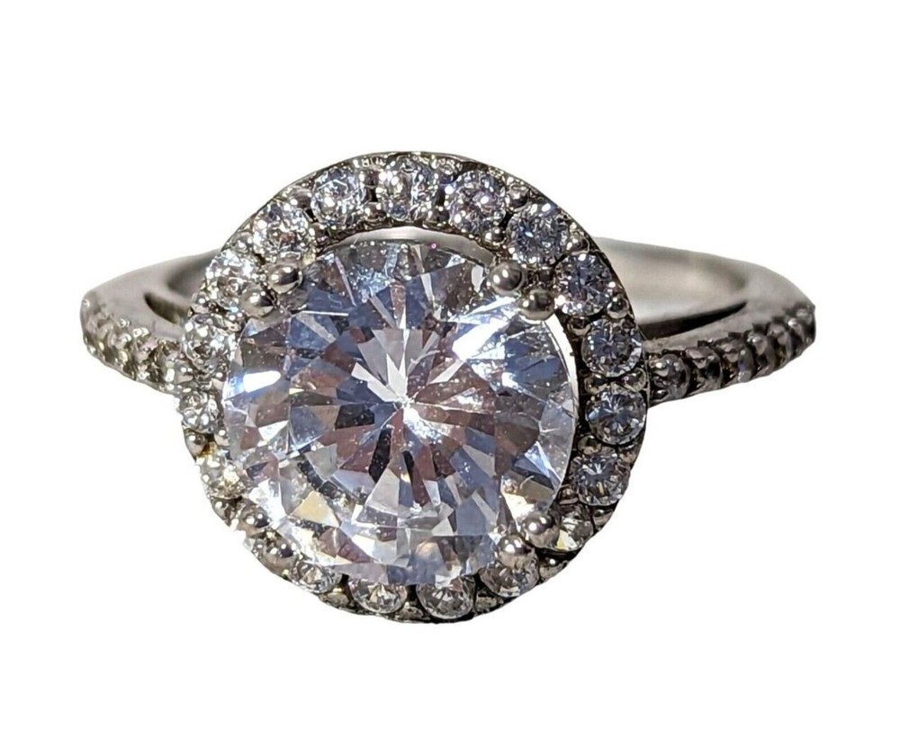 Vintage Silver Tone Halo Cocktail Ring Band 925 CZ Round Rhinestones Size 8.5