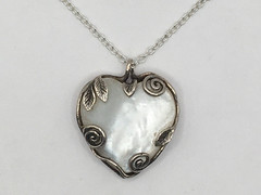 VTG Israel .925 Sterling Silver MOP Mother Of Pearl Heart Pendant 17.75″ Chain