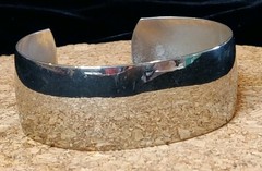 Vtg Minimalists Silver Tone Finish Bracelet “Mirror” Cuff Style 1 In Wide Adj.